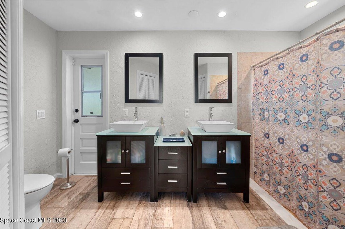 591 Spindle Palm Dr, Melbourne FL  32903-3855 exterior