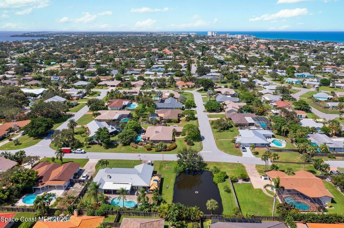 591 Spindle Palm Dr, Melbourne FL  32903-3855 exterior