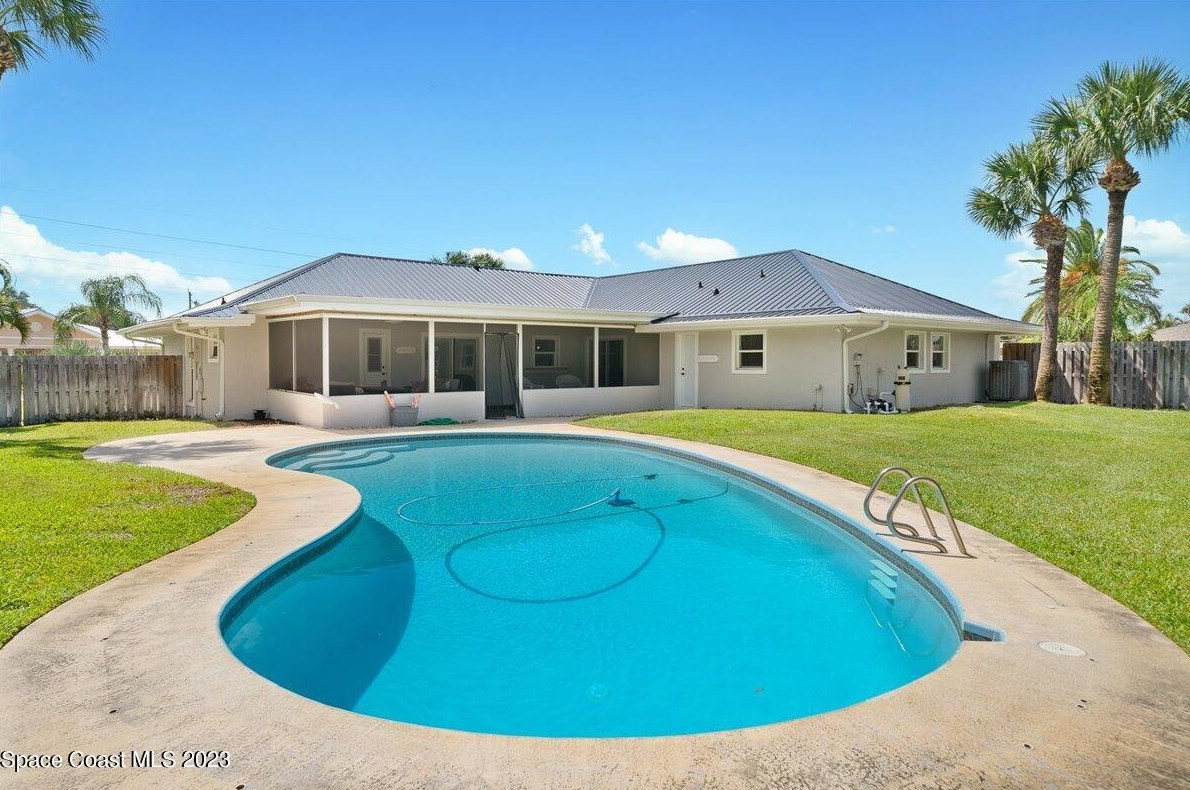 591 Spindle Palm Dr, Melbourne FL  32903-3855 exterior