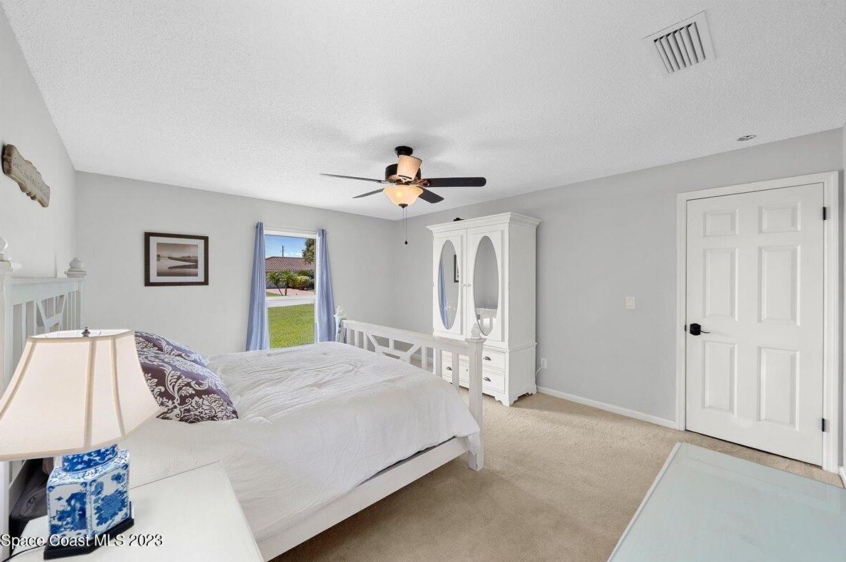 591 Spindle Palm Dr, Melbourne FL  32903-3855 exterior