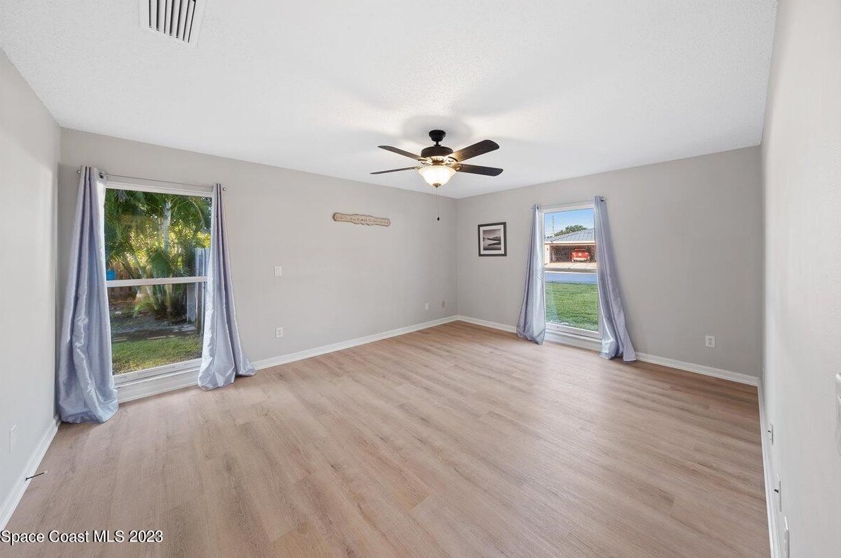 591 Spindle Palm Dr, Melbourne FL  32903-3855 exterior