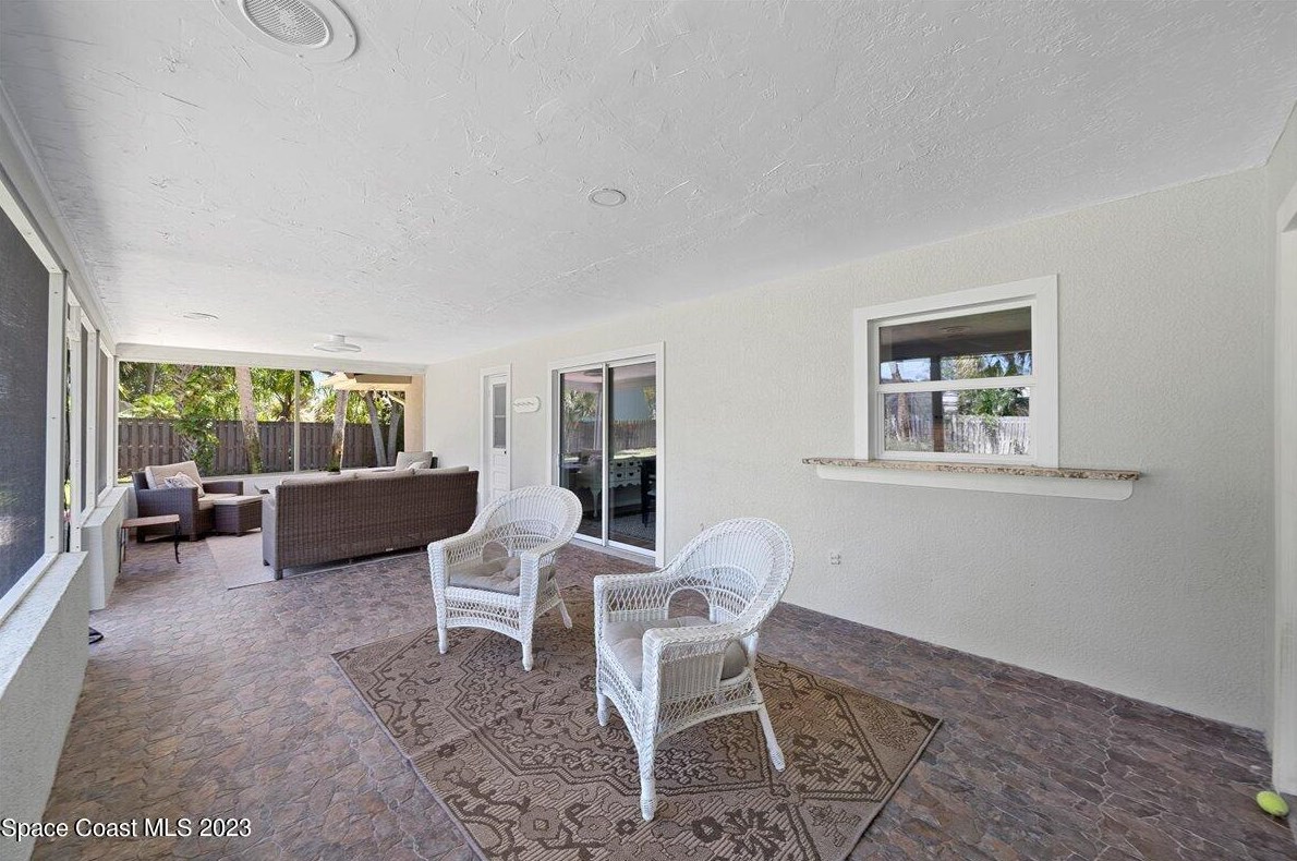 591 Spindle Palm Dr, Melbourne FL  32903-3855 exterior