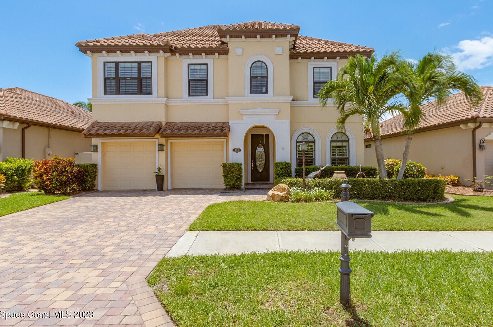239 Montecito Dr, Melbourne, FL 32937-5760