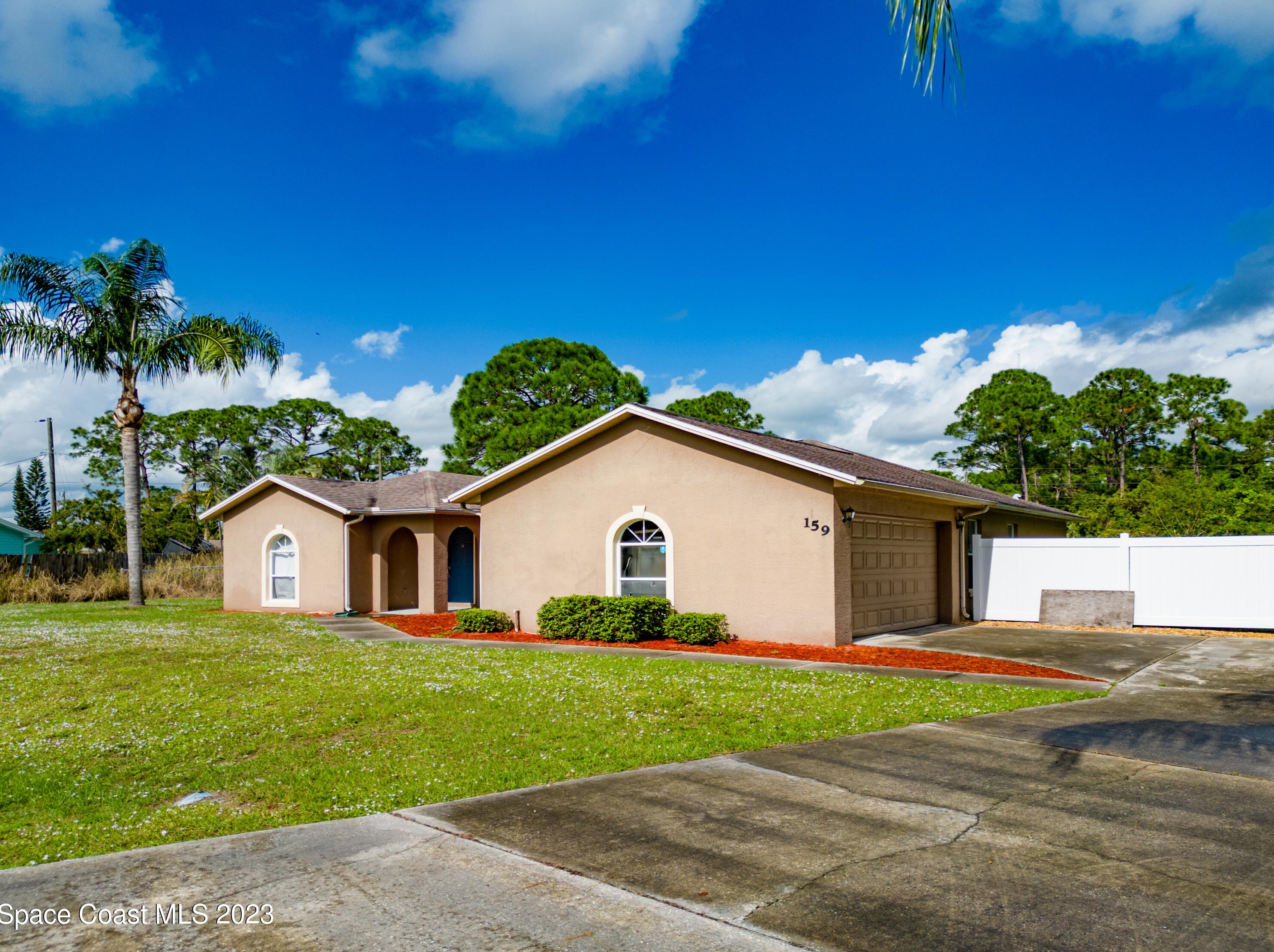159 Brown St, Melbourne, FL 32909-4050