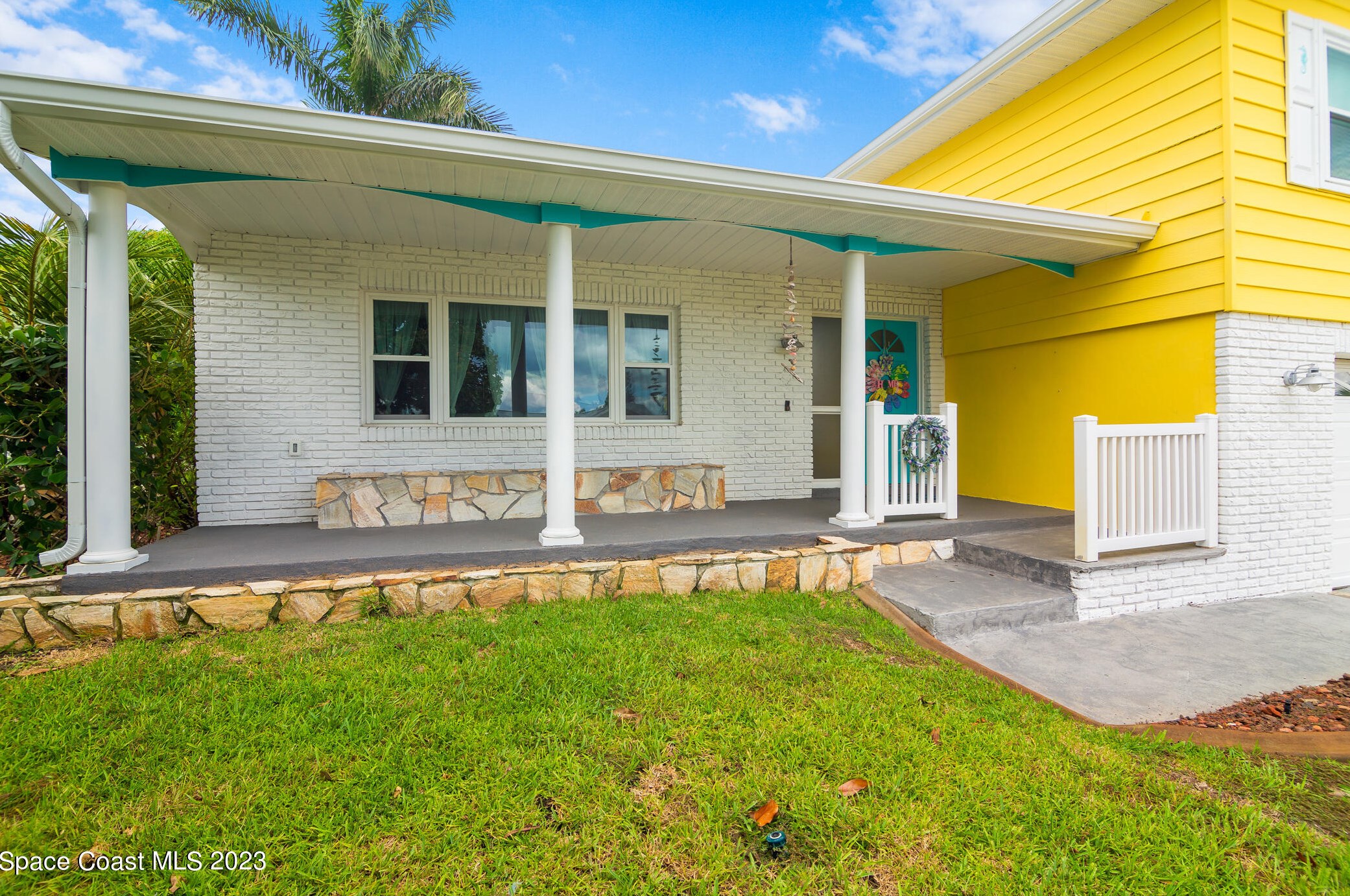 1515 Bella Casa Ct, Merritt Island FL  32952-5680 exterior
