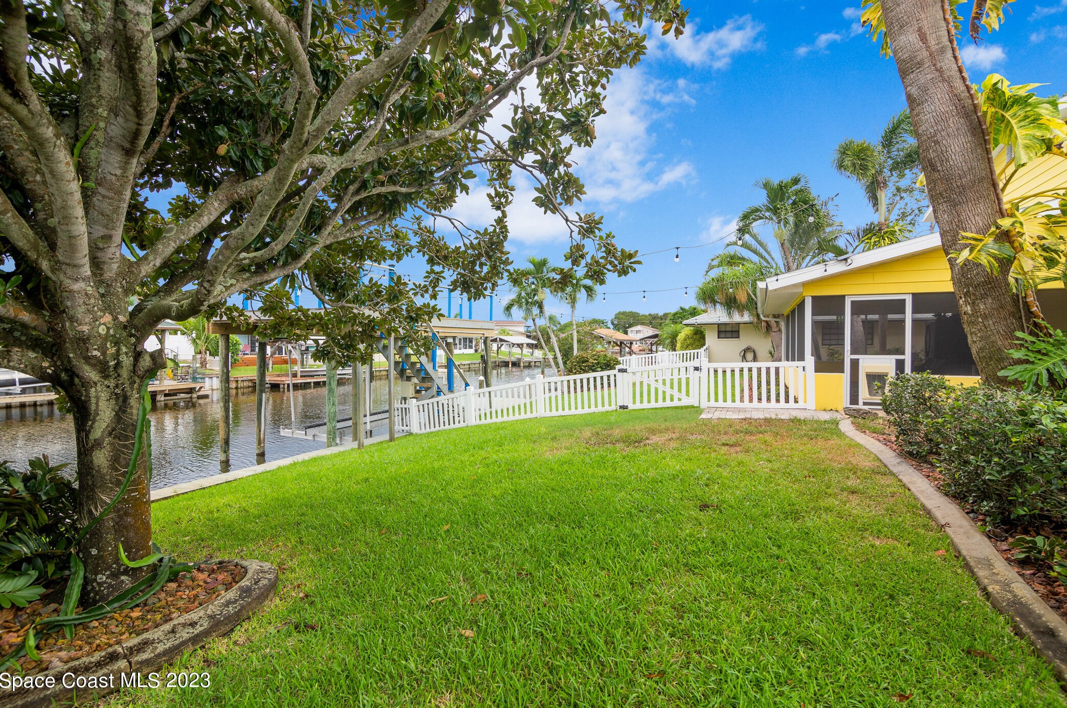 1515 Bella Casa Ct, Merritt Island FL  32952-5680 exterior