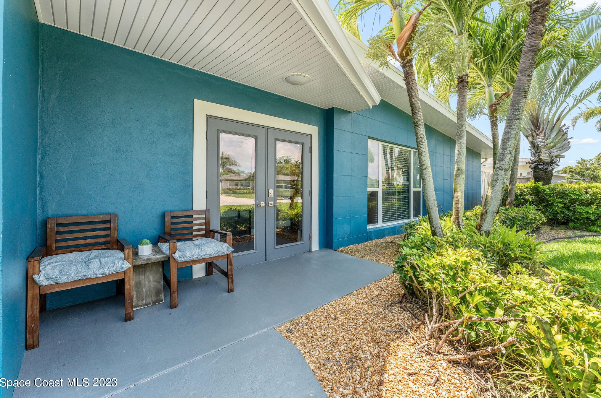 207 Martin St, Melbourne, FL 32937-2730