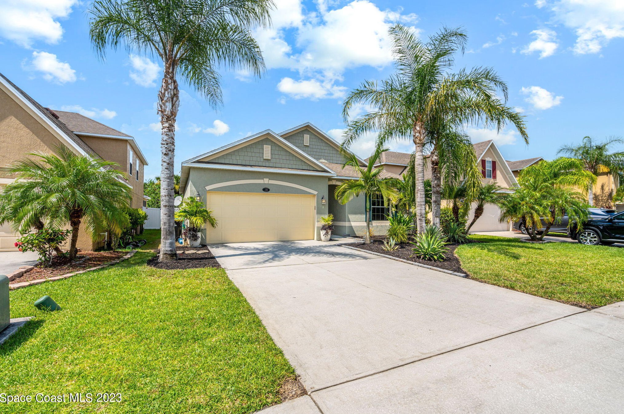 2744 Snapdragon Dr, Melbourne, FL 32907-7224