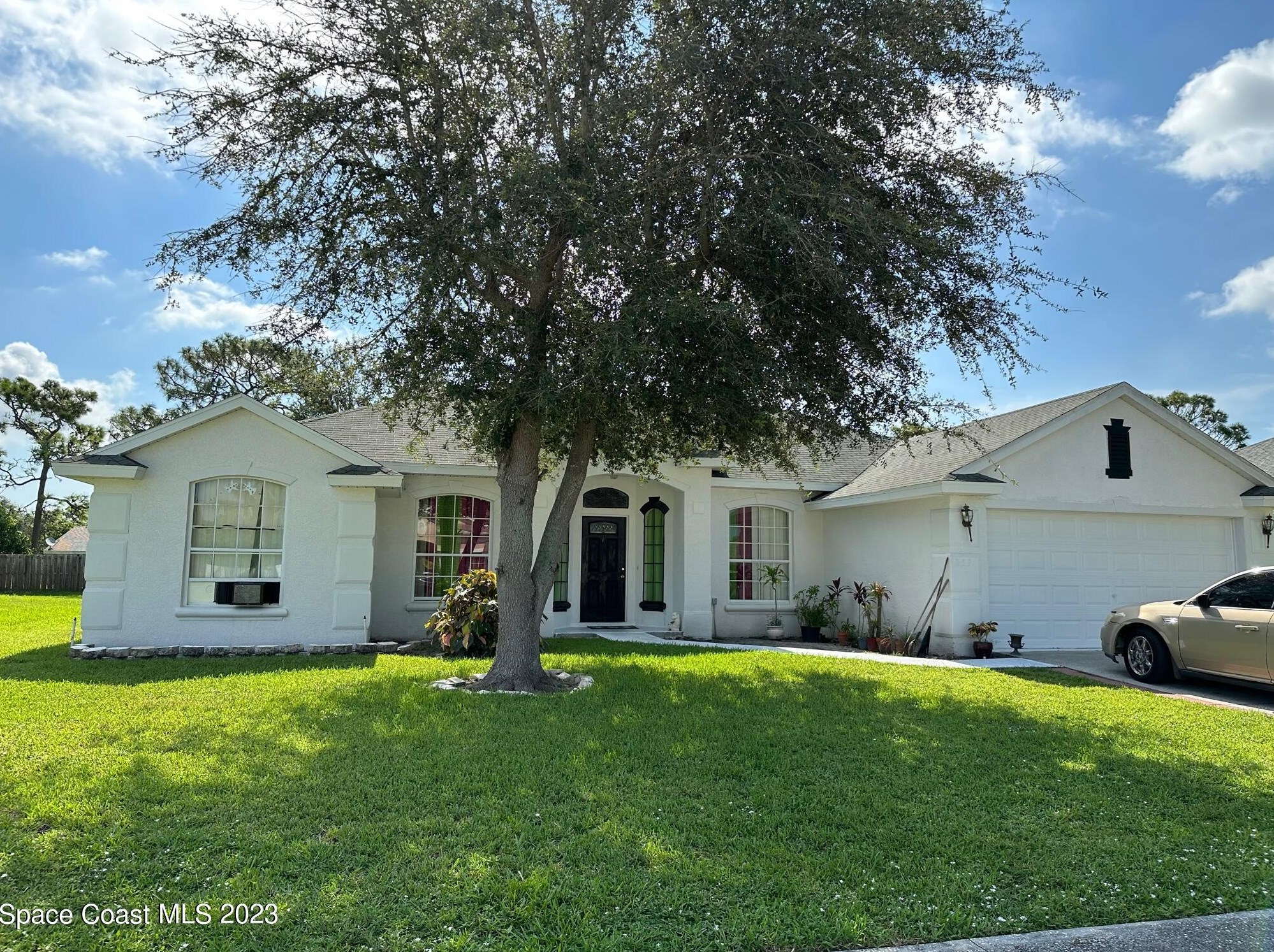 959 Pine Walk Ct, Melbourne, FL 32905-4450
