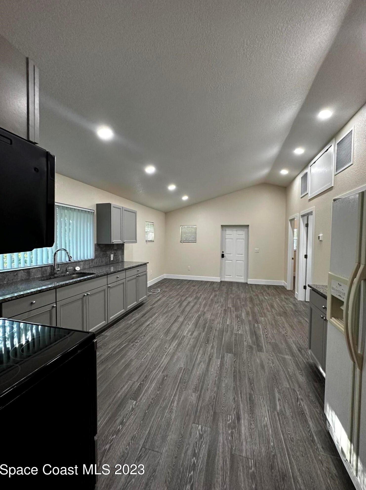 1153 Carlton Dr #a, Melbourne, FL 32935