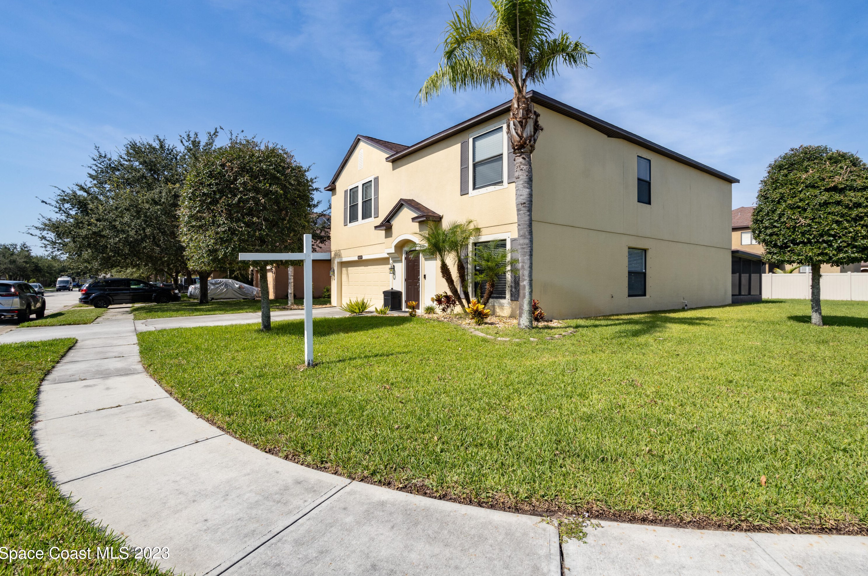 4415 Millicent Cir, Melbourne, FL 32901-6727