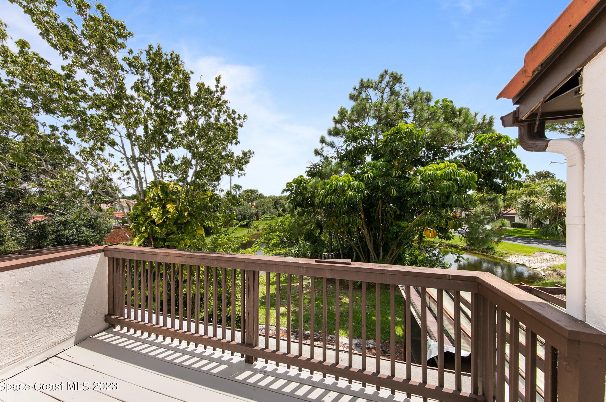 105 Osprey Ct, Melbourne FL  32940-7832 exterior