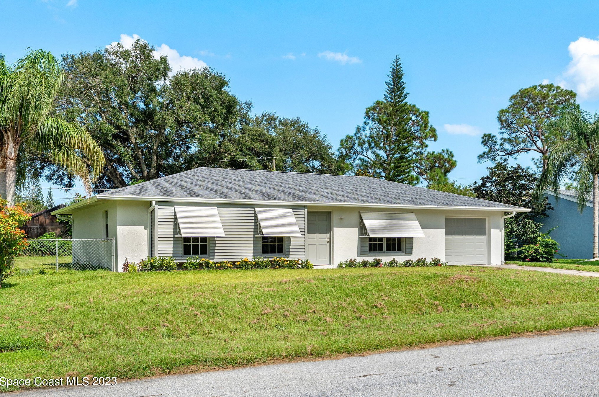 455 Picasso Ave, Melbourne, FL 32907-2340