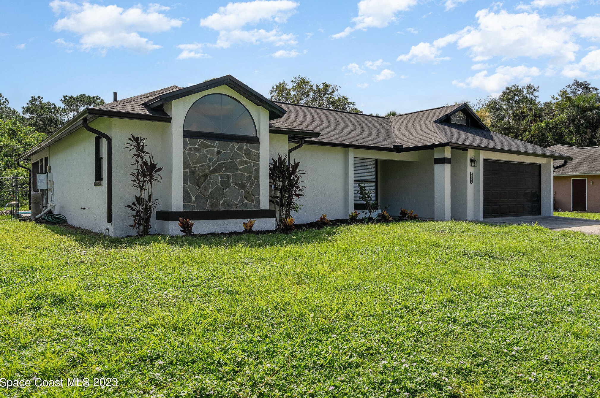 1371 Ruffin Cir, Melbourne, FL 32909-6544