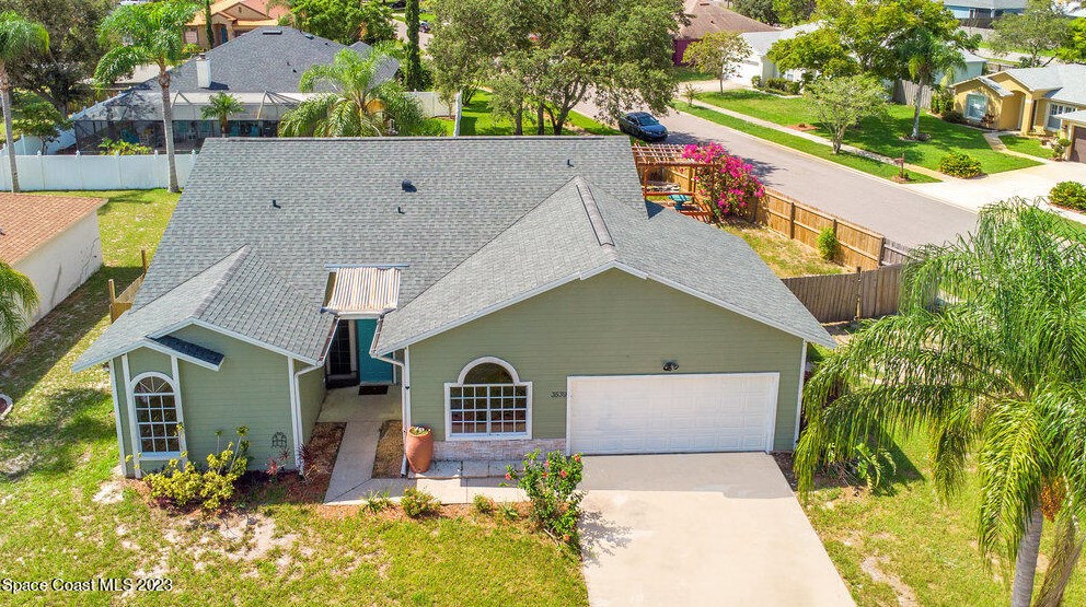 3539 Nikon Ct N, Titusville, FL 32796