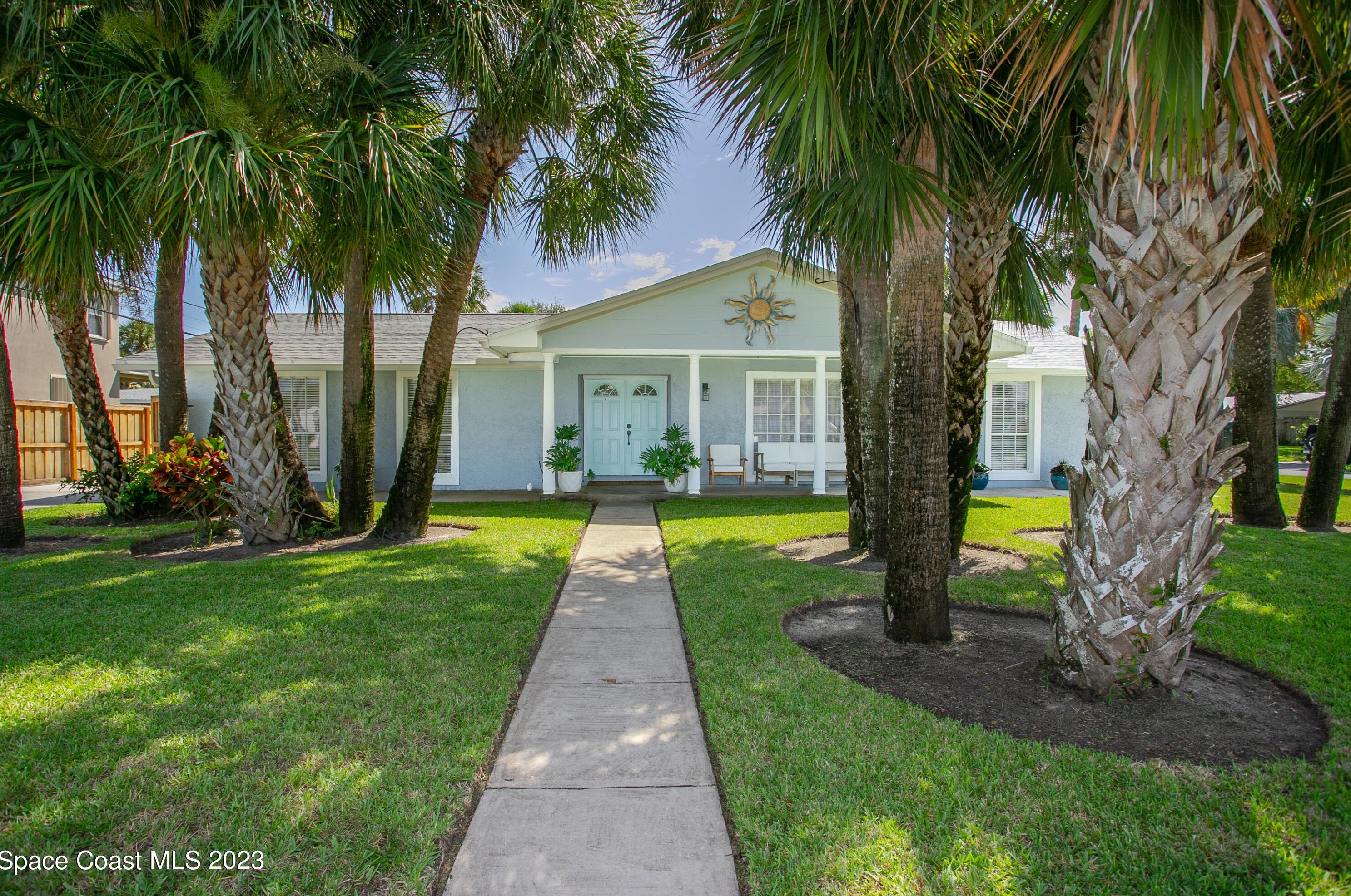 401 Ramona Ave, Melbourne, FL 32903-4225