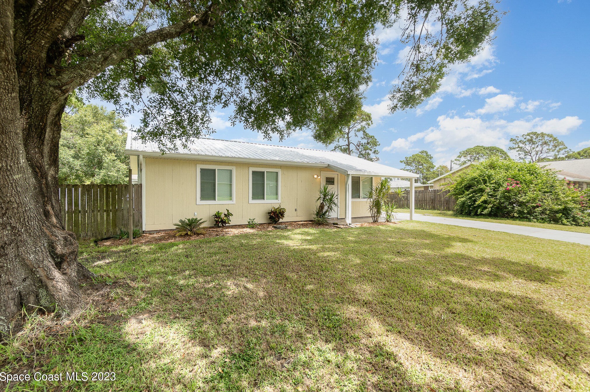 771 Airoso Rd, Melbourne, FL 32909-4936
