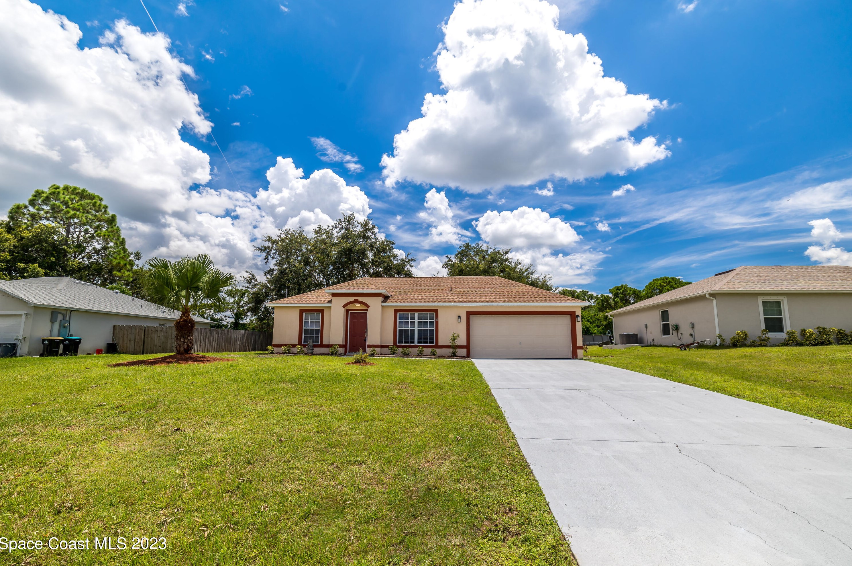 1134 Beacon St, Melbourne, FL 32907-7815