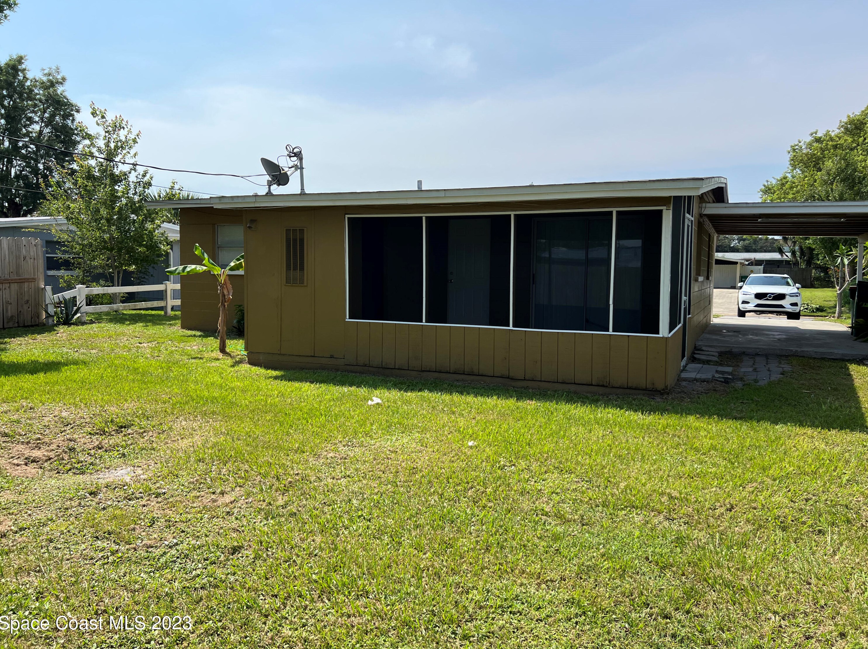 2174 Shelby Dr, Melbourne, FL 32935