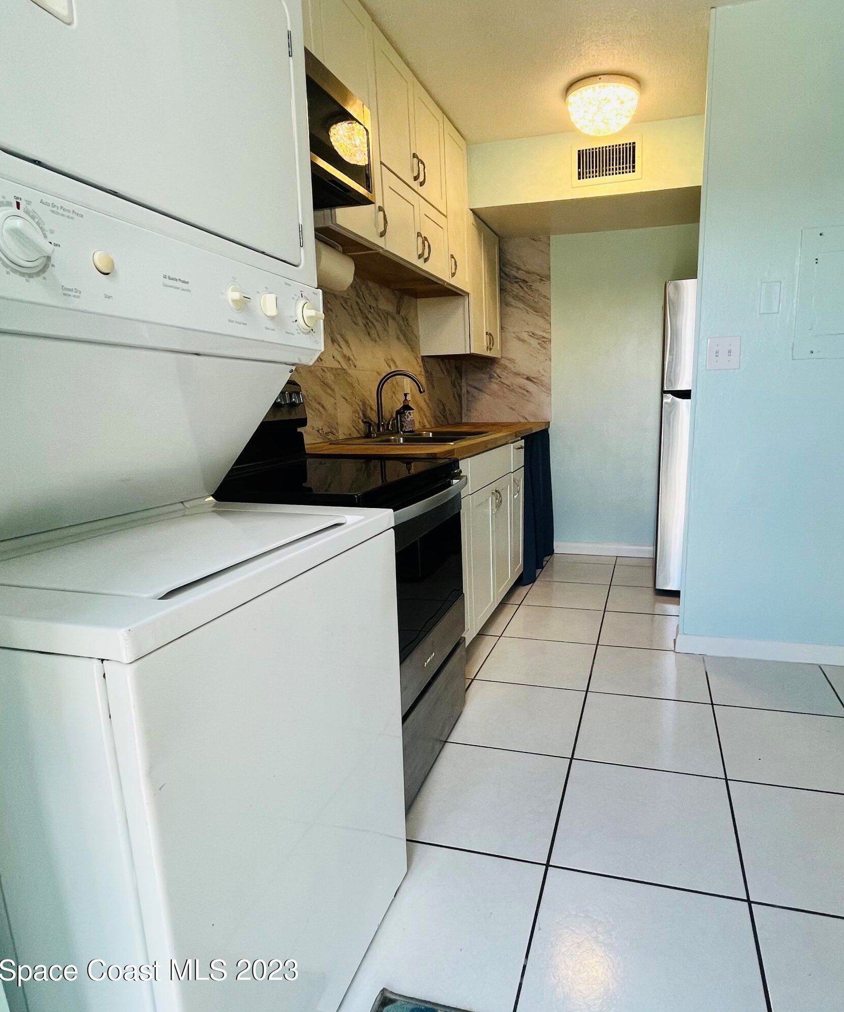 55 Needle Blvd #59, Merritt Island, FL 32953