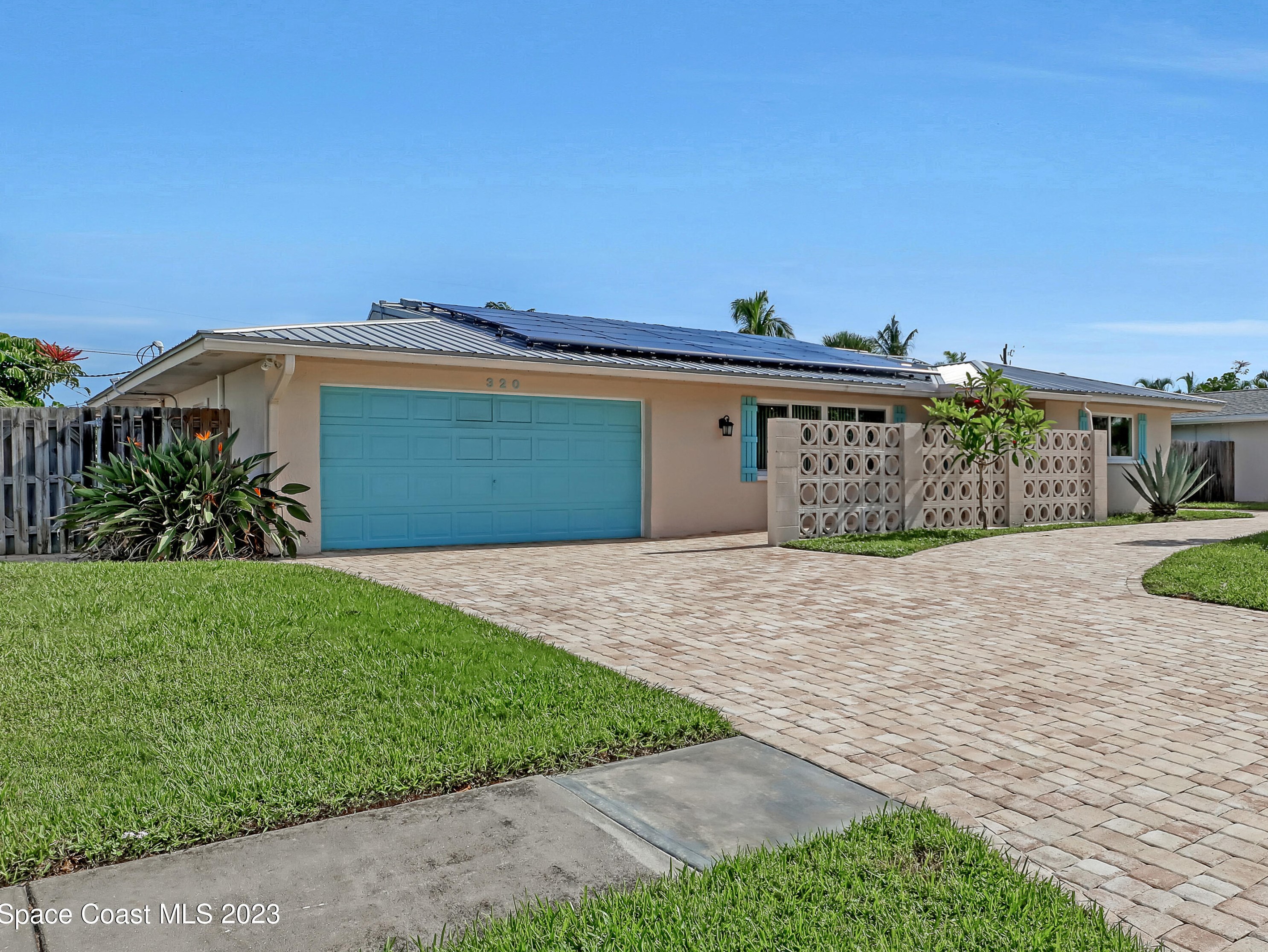 320 Hamlin Ave, Melbourne, FL 32937-3141