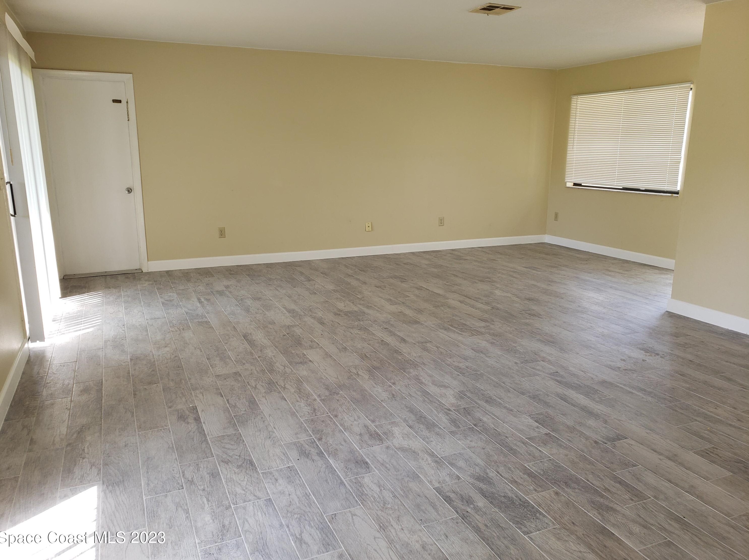 810 Algaringo Ave Se, Melbourne, FL 32909