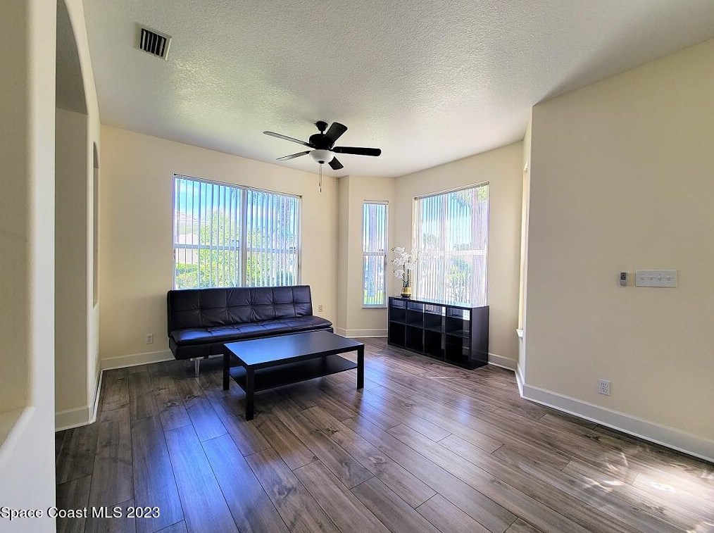 239 Corona Ave, Cocoa Beach, FL 32931