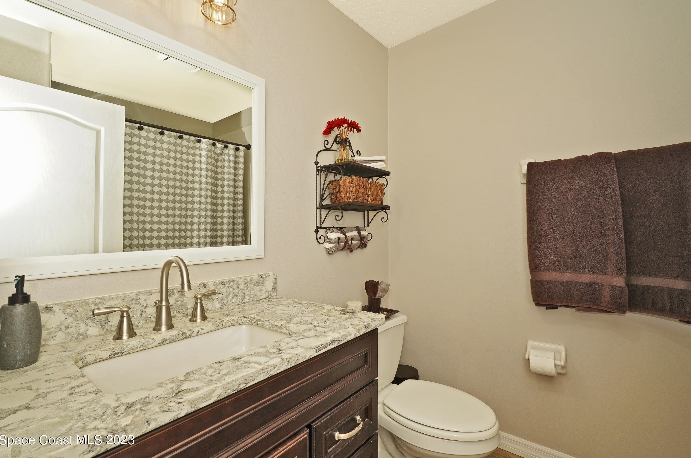 8018 Kingswood Way, Melbourne FL 32940-2144 exterior