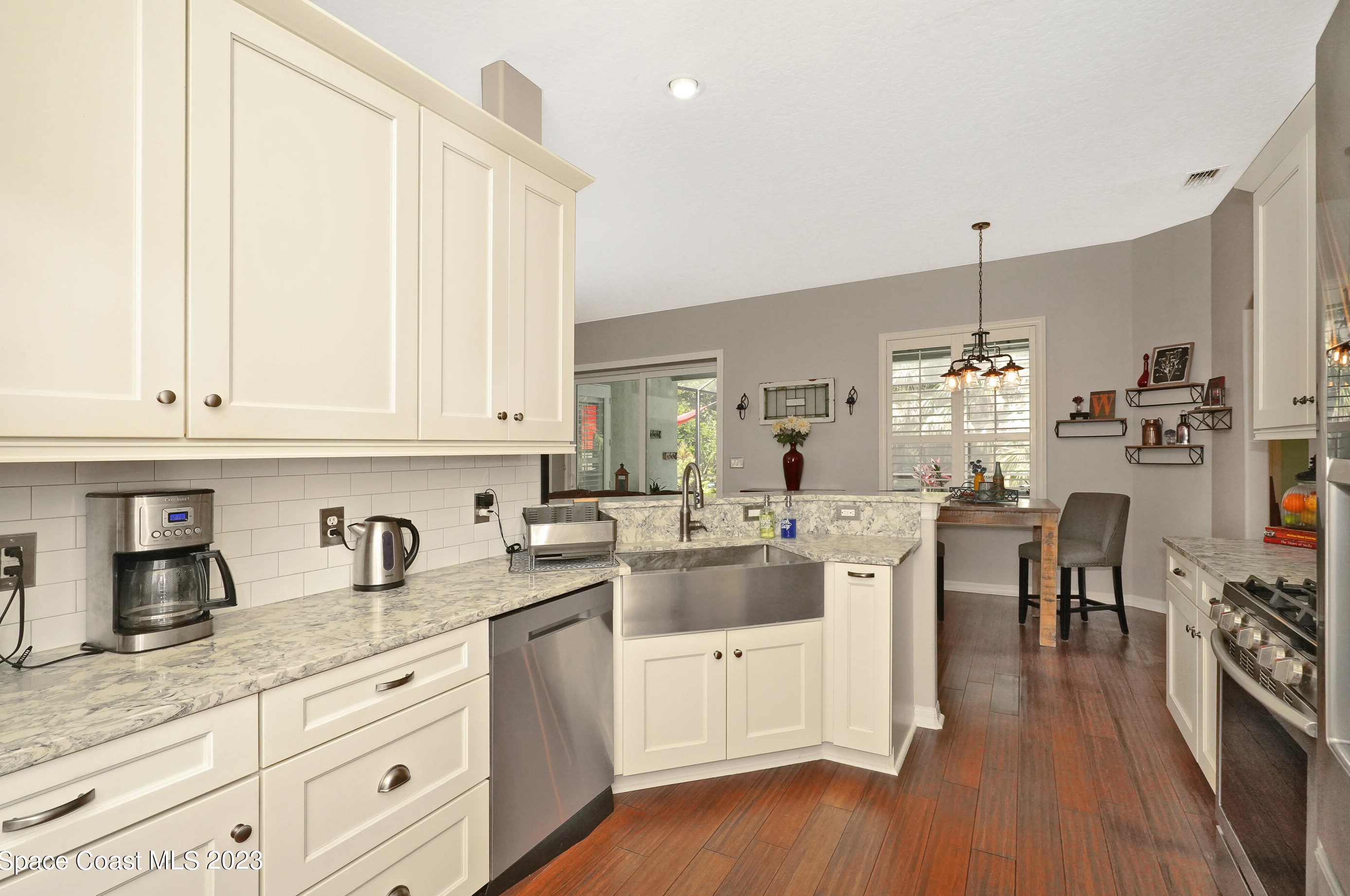 8018 Kingswood Way, Melbourne FL 32940-2144 exterior