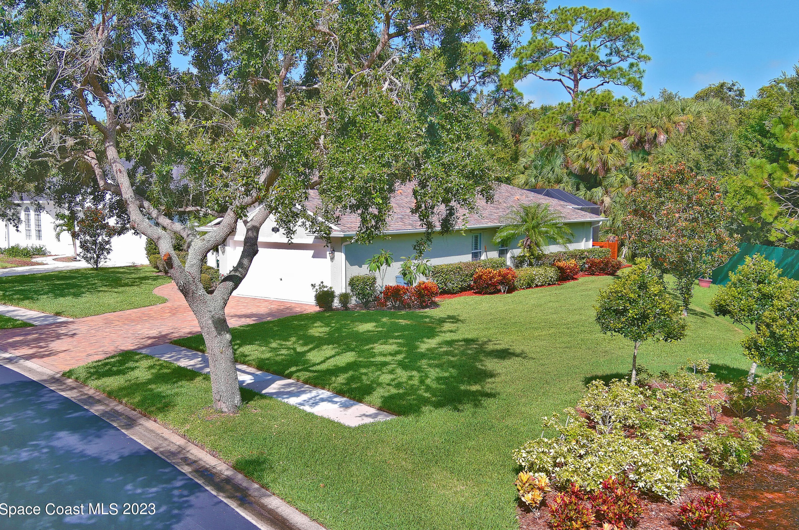 8018 Kingswood Way, Melbourne FL 32940-2144 exterior