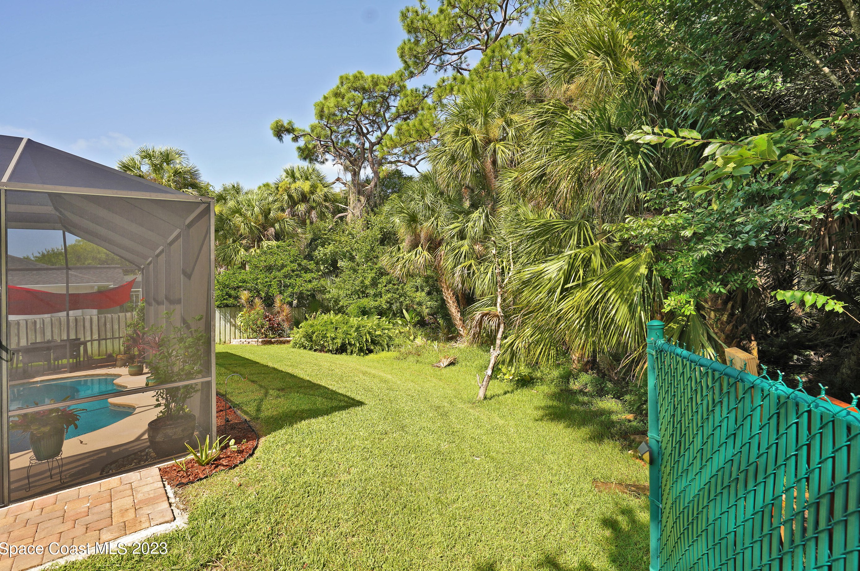 8018 Kingswood Way, Melbourne FL 32940-2144 exterior