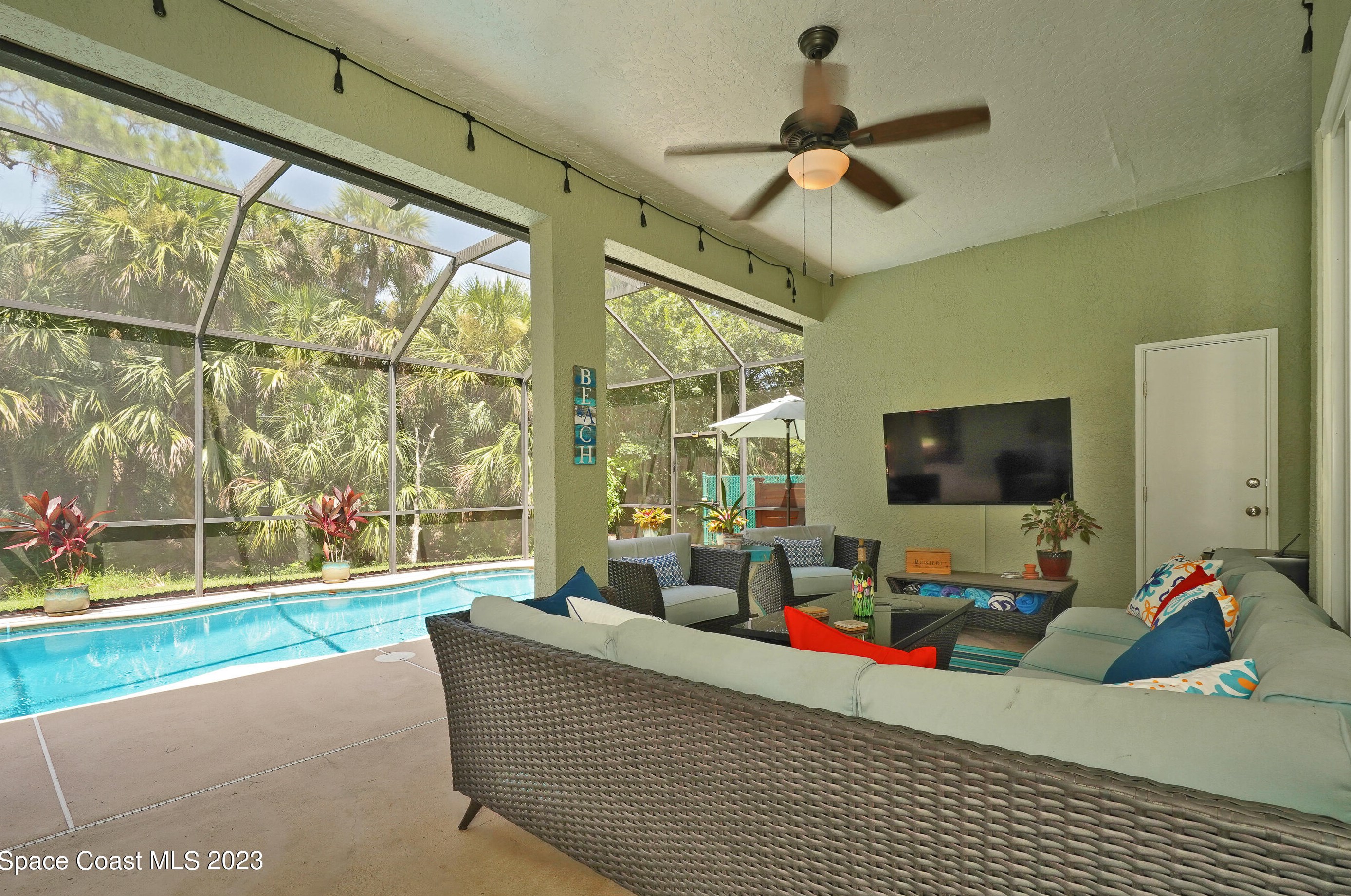 8018 Kingswood Way, Melbourne FL 32940-2144 exterior