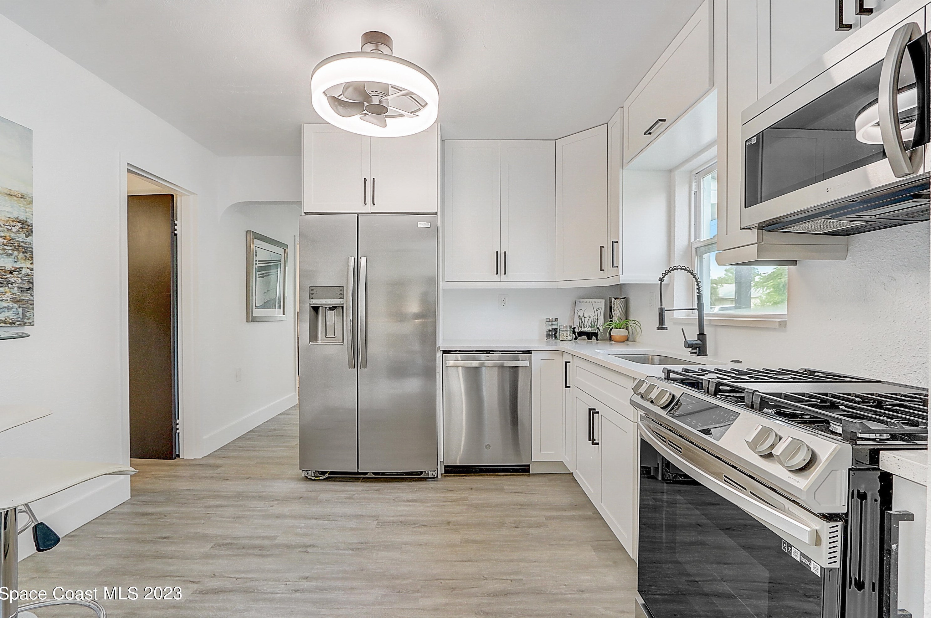 1338 Lenora Dr, Merritt Island FL 32952-5156 exterior