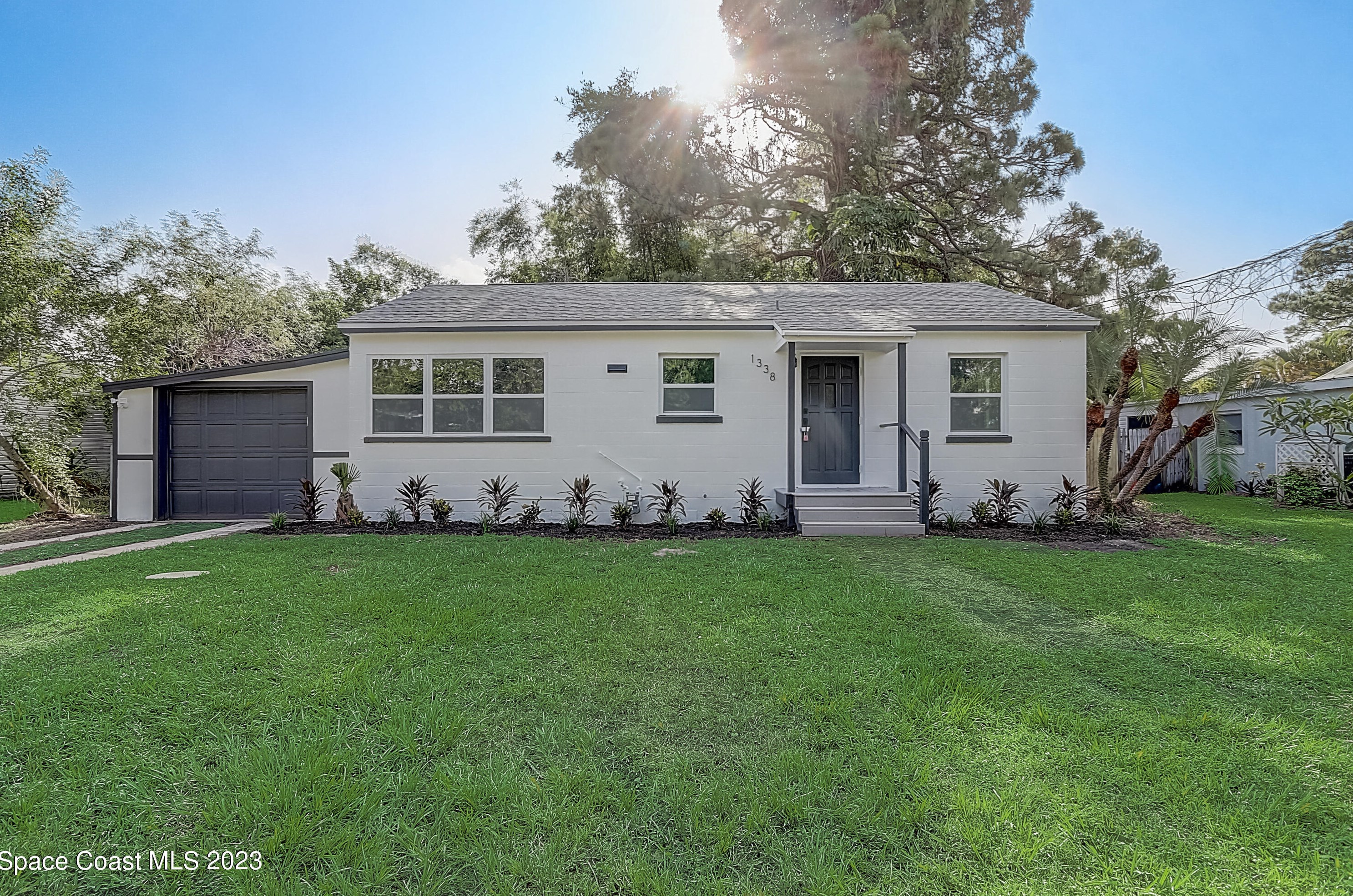 1338 Lenora Dr, Merritt Island, FL 32952-5156