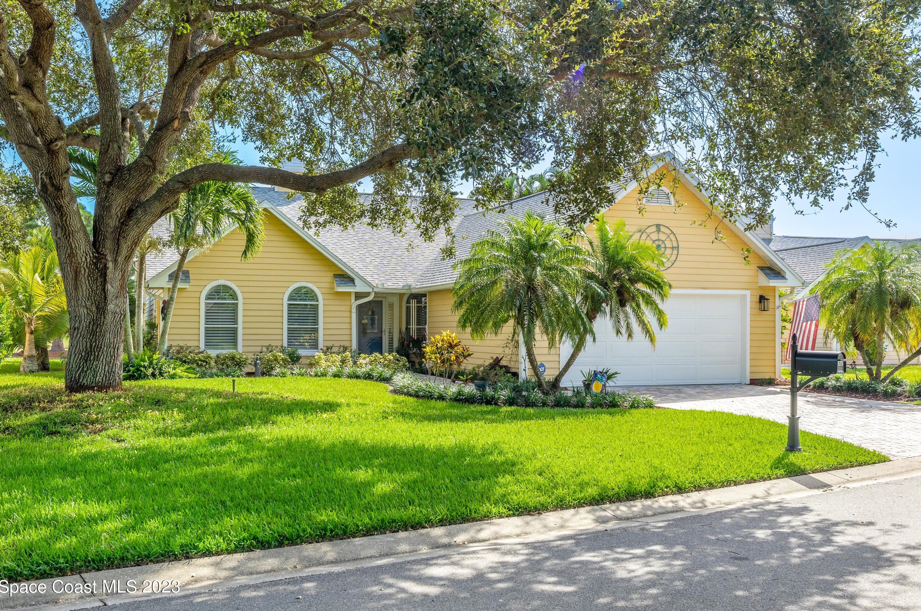 575 Dawson Dr, Melbourne, FL 32940-1974
