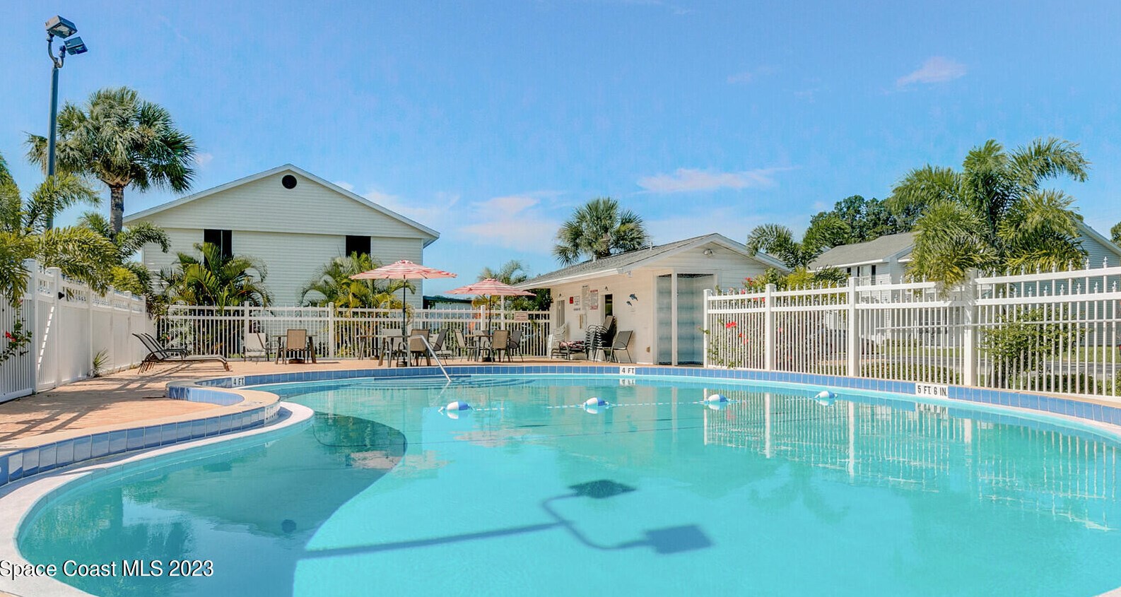 2818 Manor Dr, Melbourne, FL 32905-3156