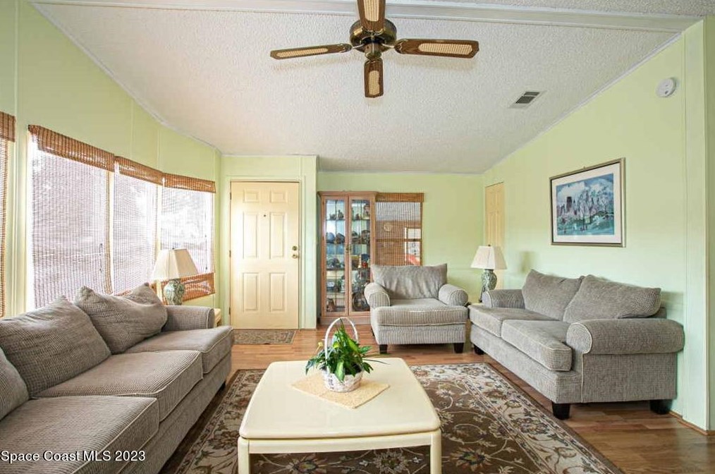 1123 Sabal Palm Ln, Sebastian, FL 32976