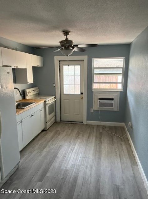 1832 Pineapple Ave, Melbourne, FL 32935