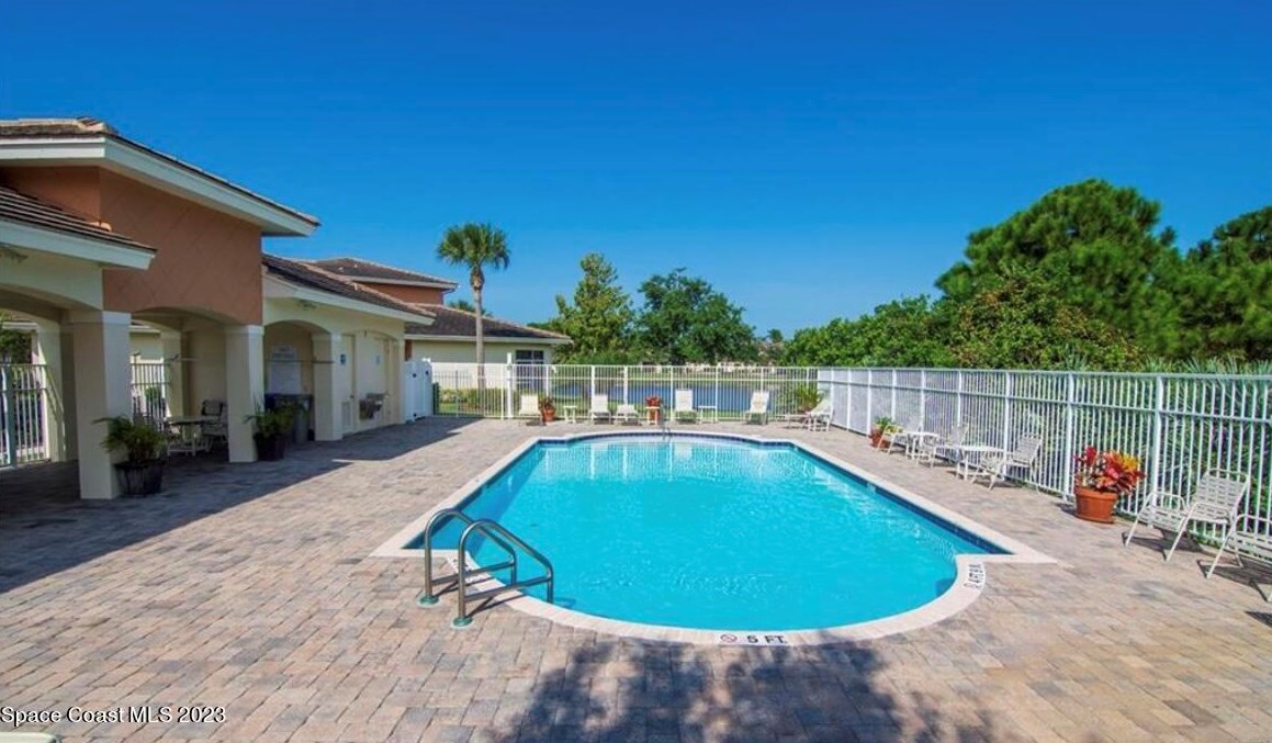 2555 Stockbridge Sq Sw, Vero Beach, FL 32962