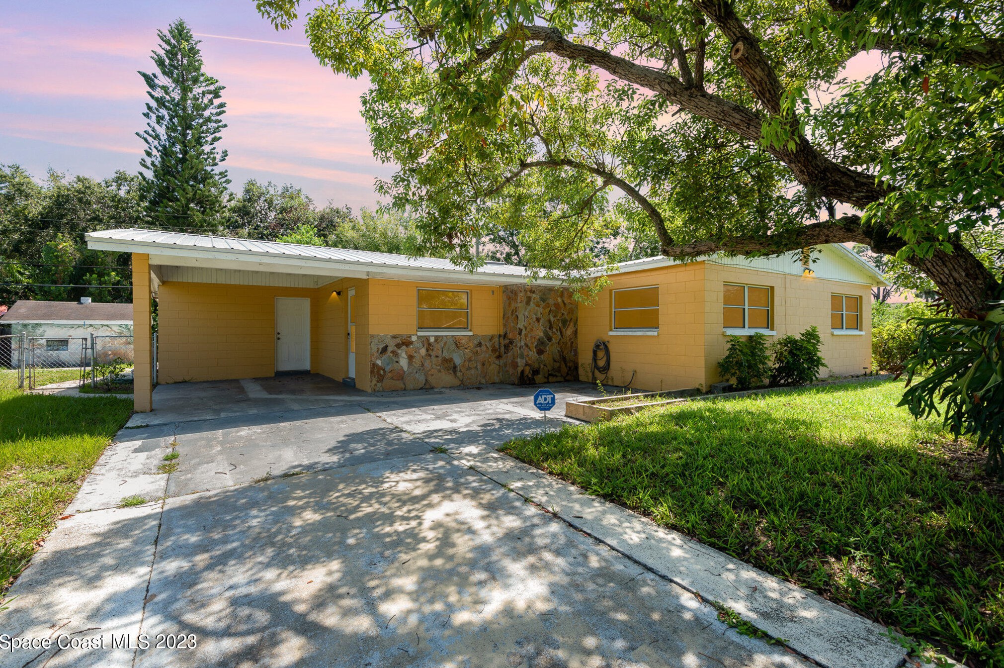 373 Ponce De Leon Ave, Cocoa, FL 32927