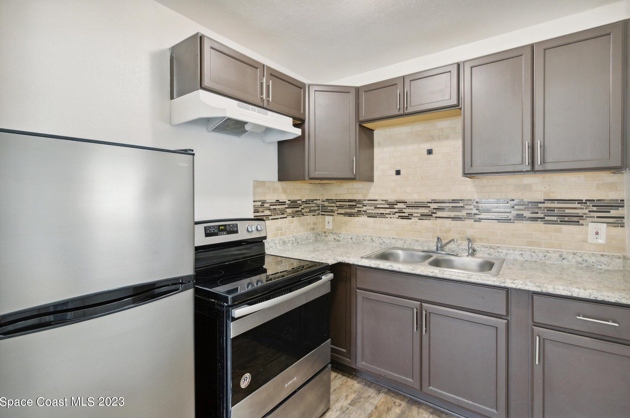 3104 Swift St, Melbourne FL  32901-8039 exterior