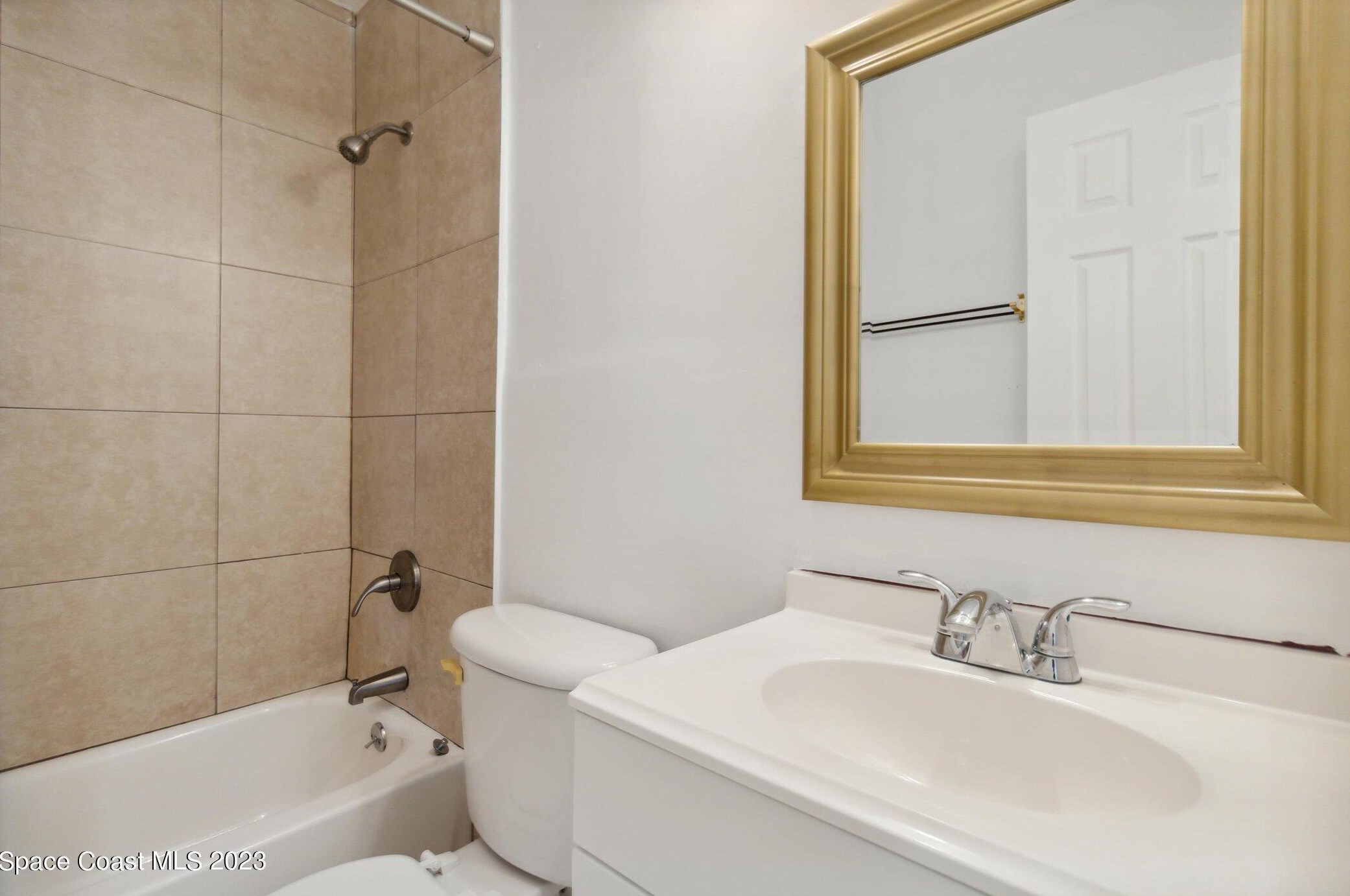 3104 Swift St, Melbourne FL  32901-8039 exterior