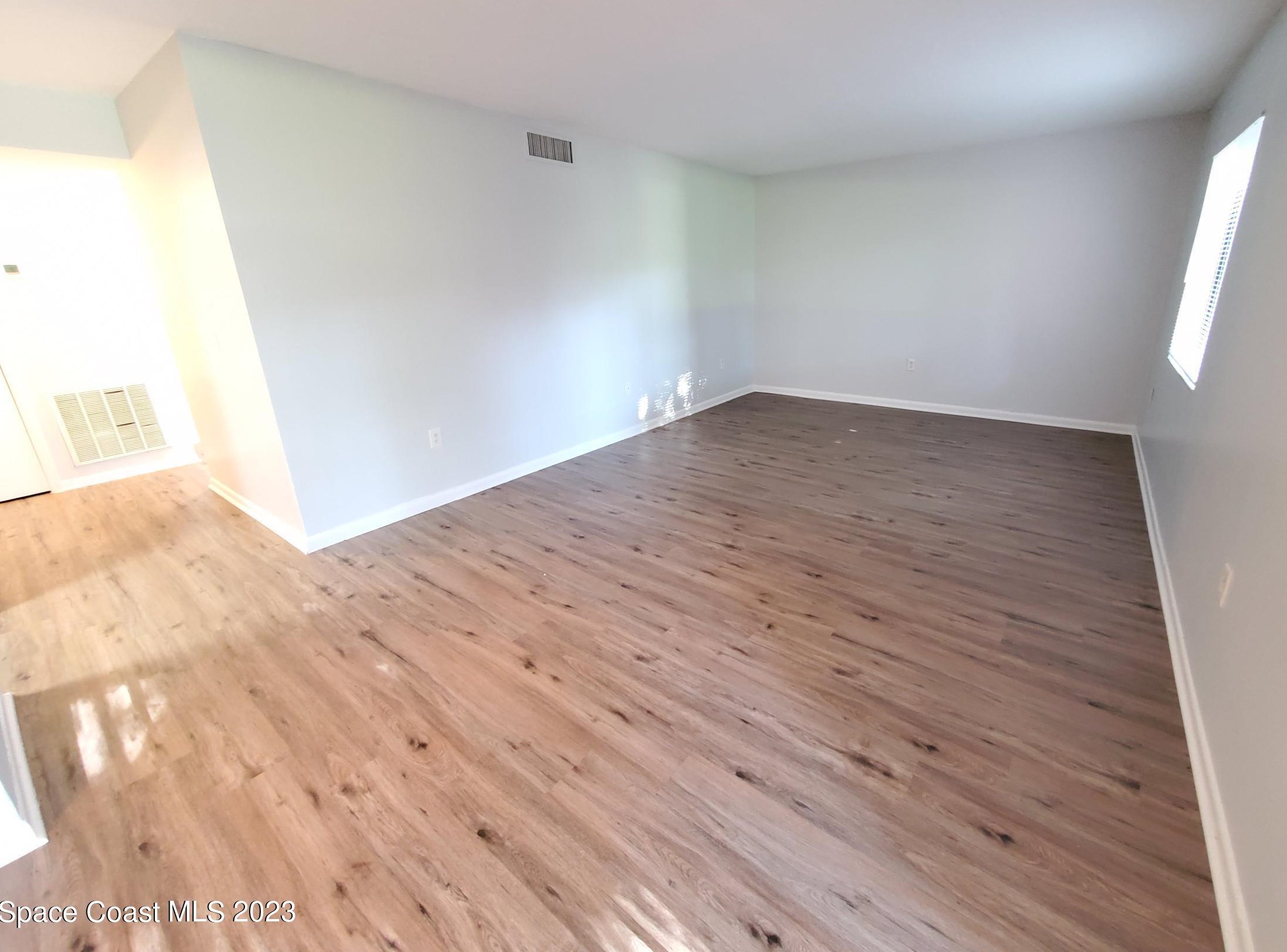 147 San Juan Cir, Melbourne FL  32935-5419 exterior