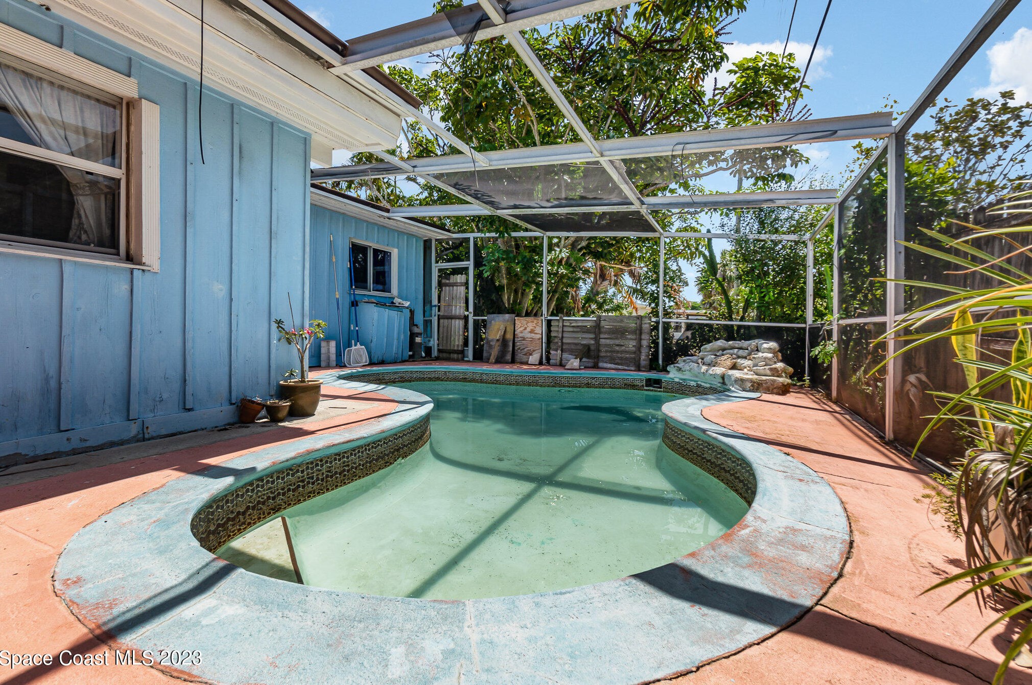 240 Sea Gull Dr, Melbourne, FL 32937-2150