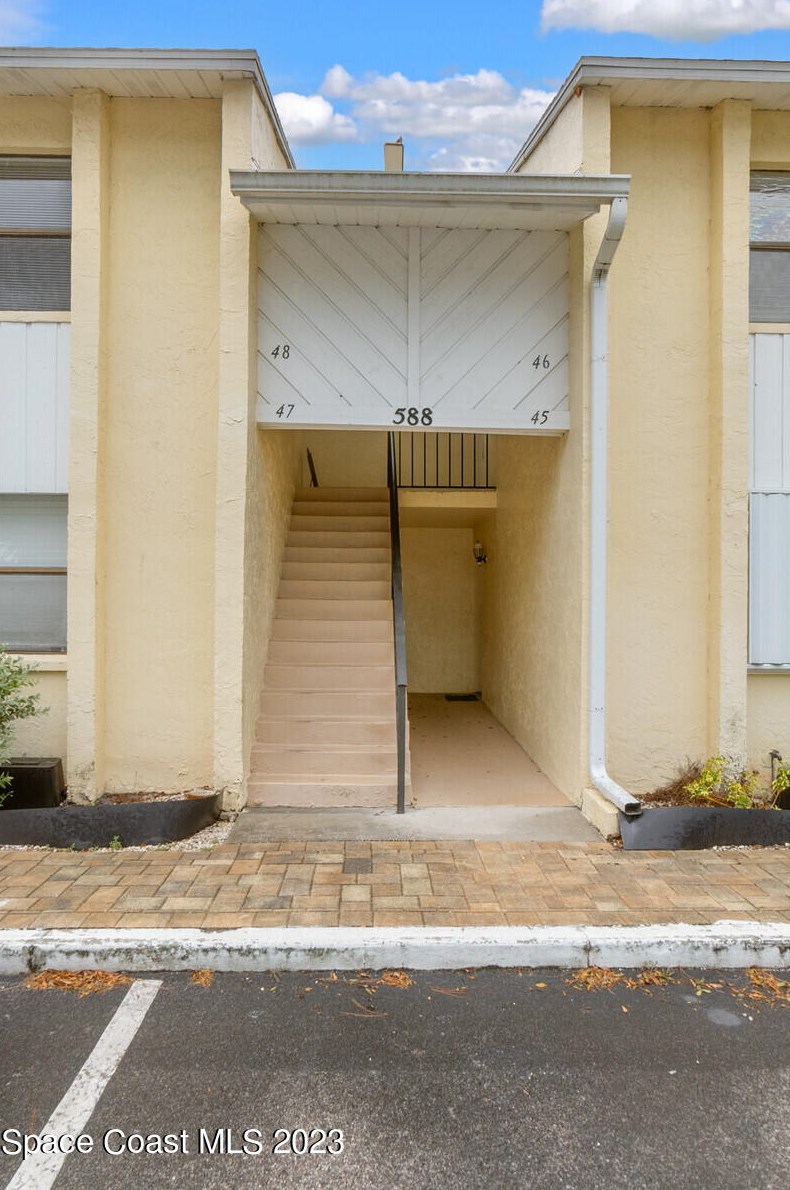 588 N Wickham Rd #48, Melbourne, FL 32935