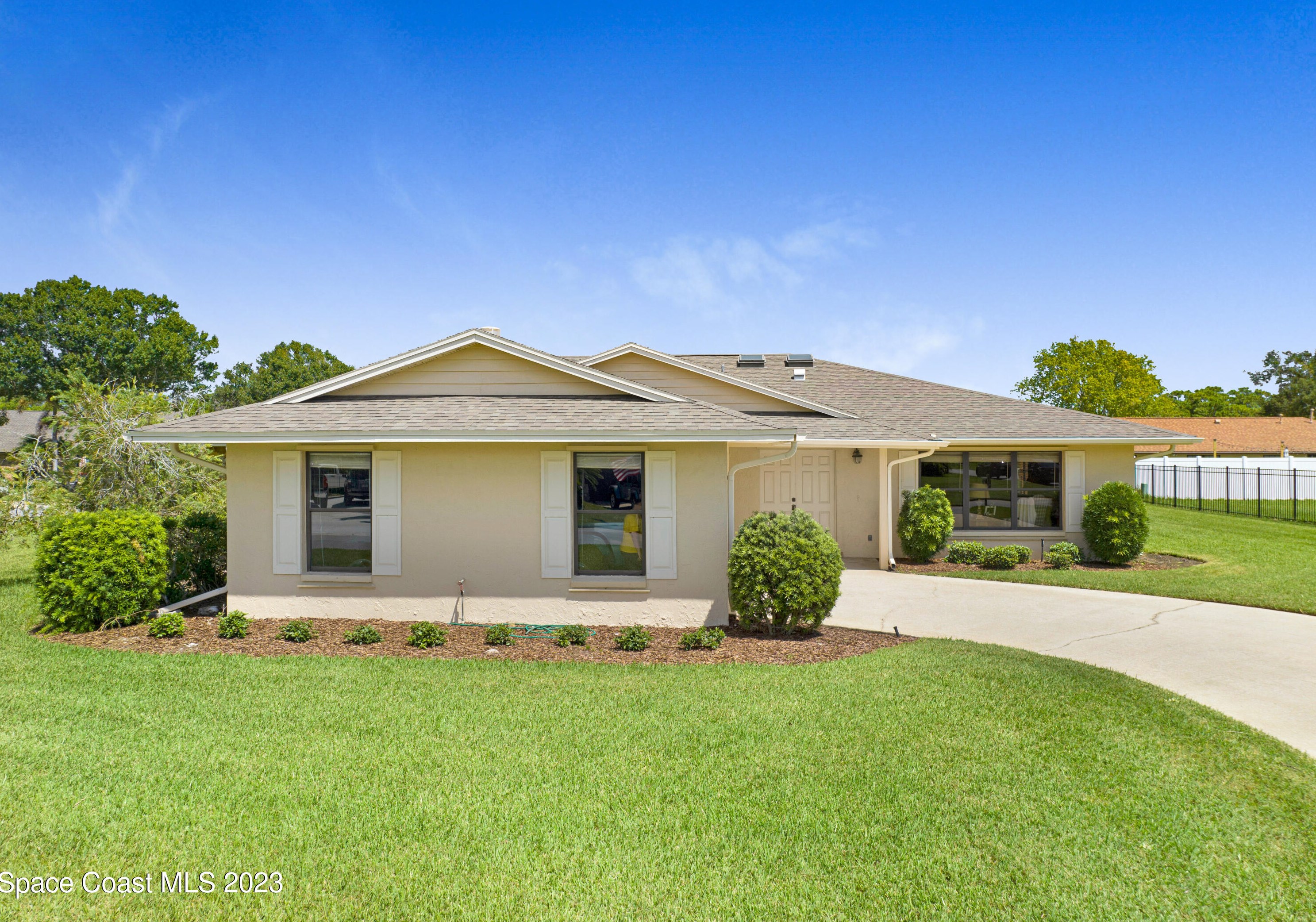 1340 Bonaventure Dr, Melbourne, FL 32940-1903