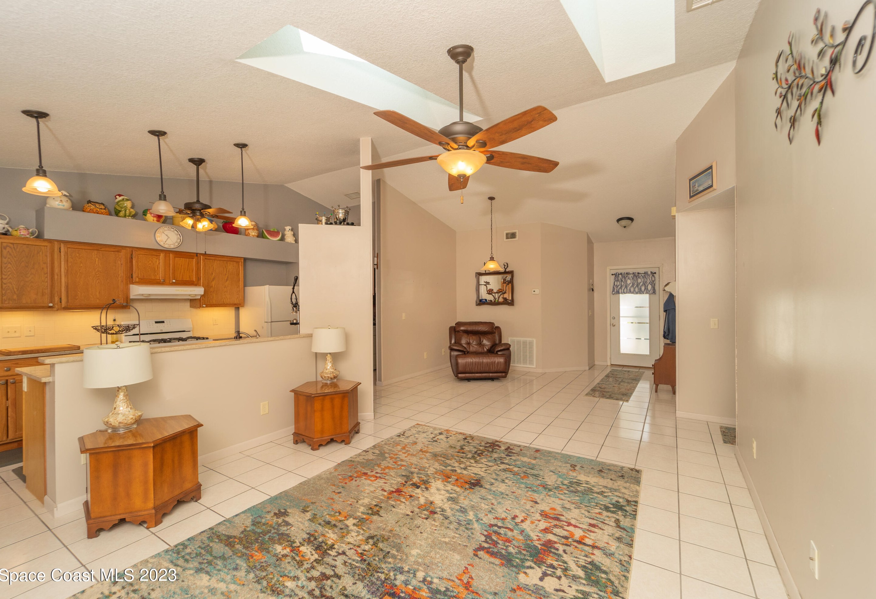 1886 Parrsboro St, Melbourne, FL 32907-8681