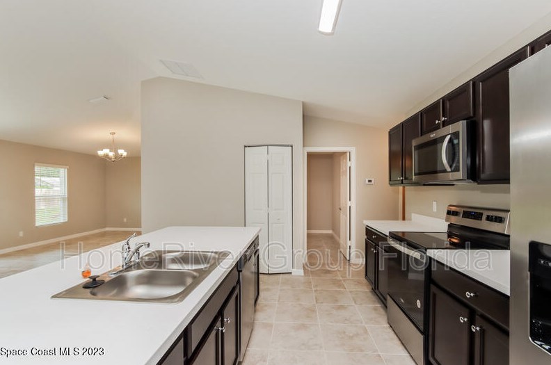 1315 Amelia Ave Sw, Melbourne, FL 32908
