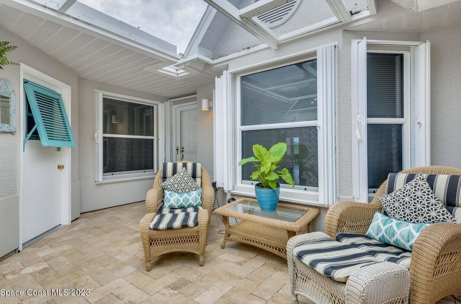 873 Oakwood Dr, Melbourne, FL 32940-1729
