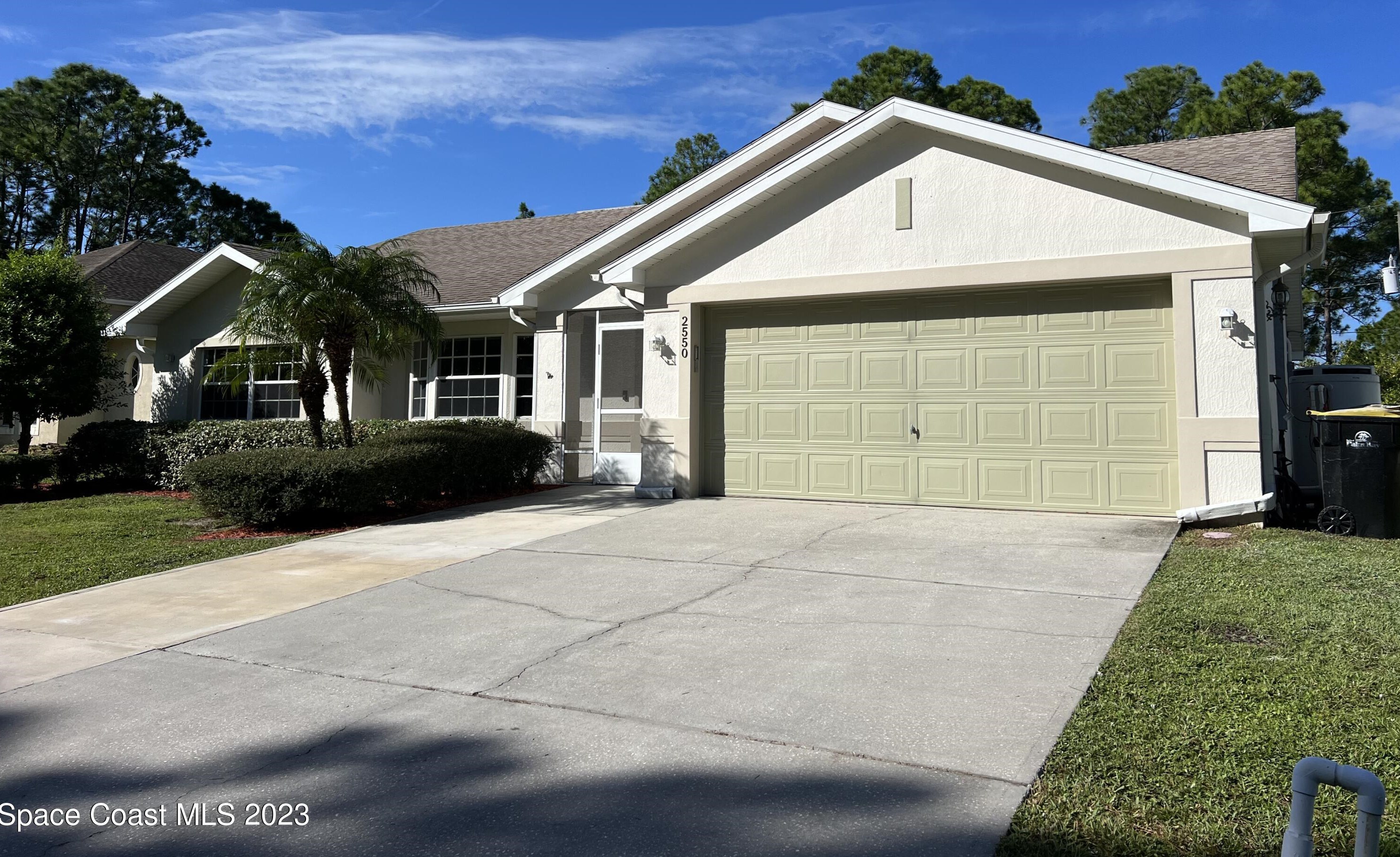 2550 Quarry Ave, Melbourne, FL 32909-7270